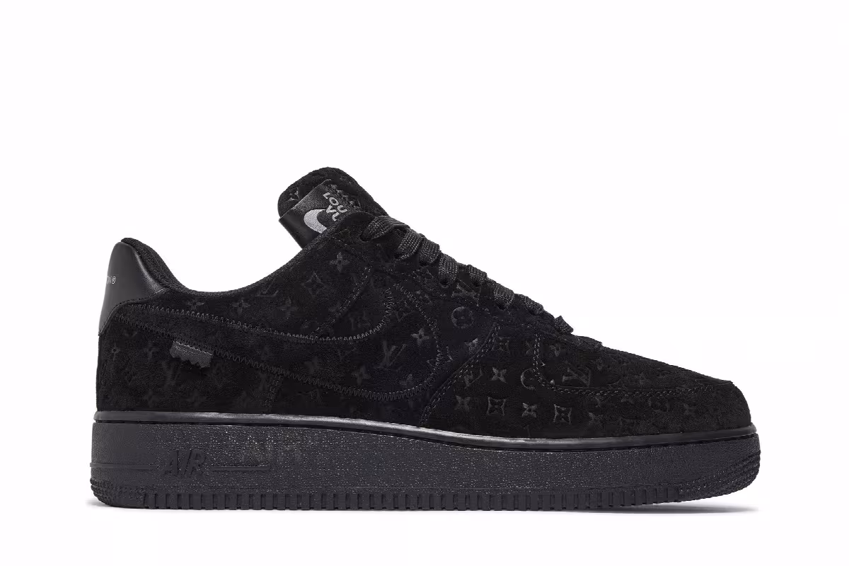 Louis Vuitton x Nike Air Force 1 Low Triple Black, view 2