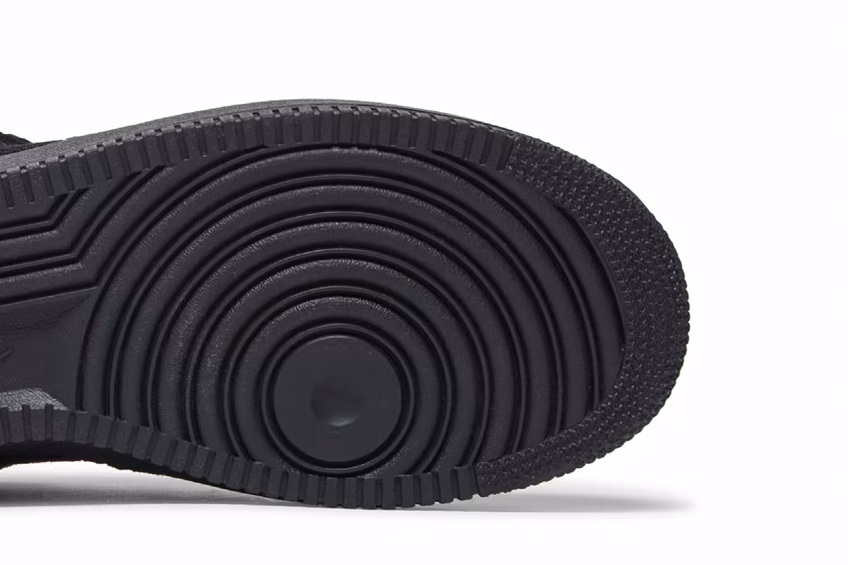 Louis Vuitton x Nike Air Force 1 Low Triple Black, view 6