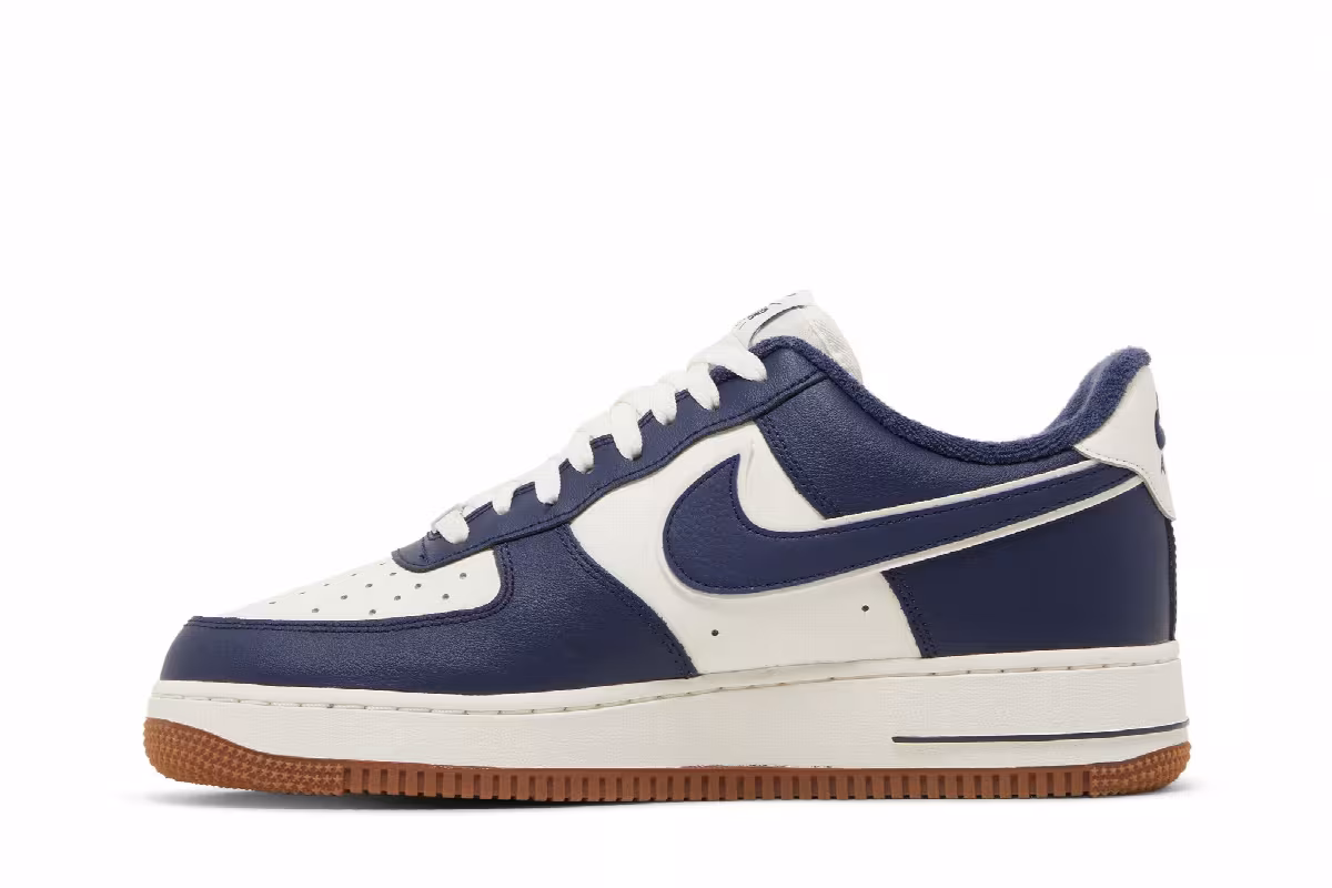 Nike Air Force 1 College Pack - Midnight Navy, view 4