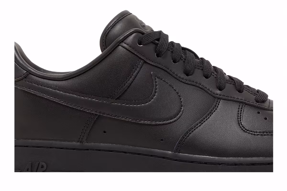 Nike Air Force 1 Fresh - Triple Black, view 3