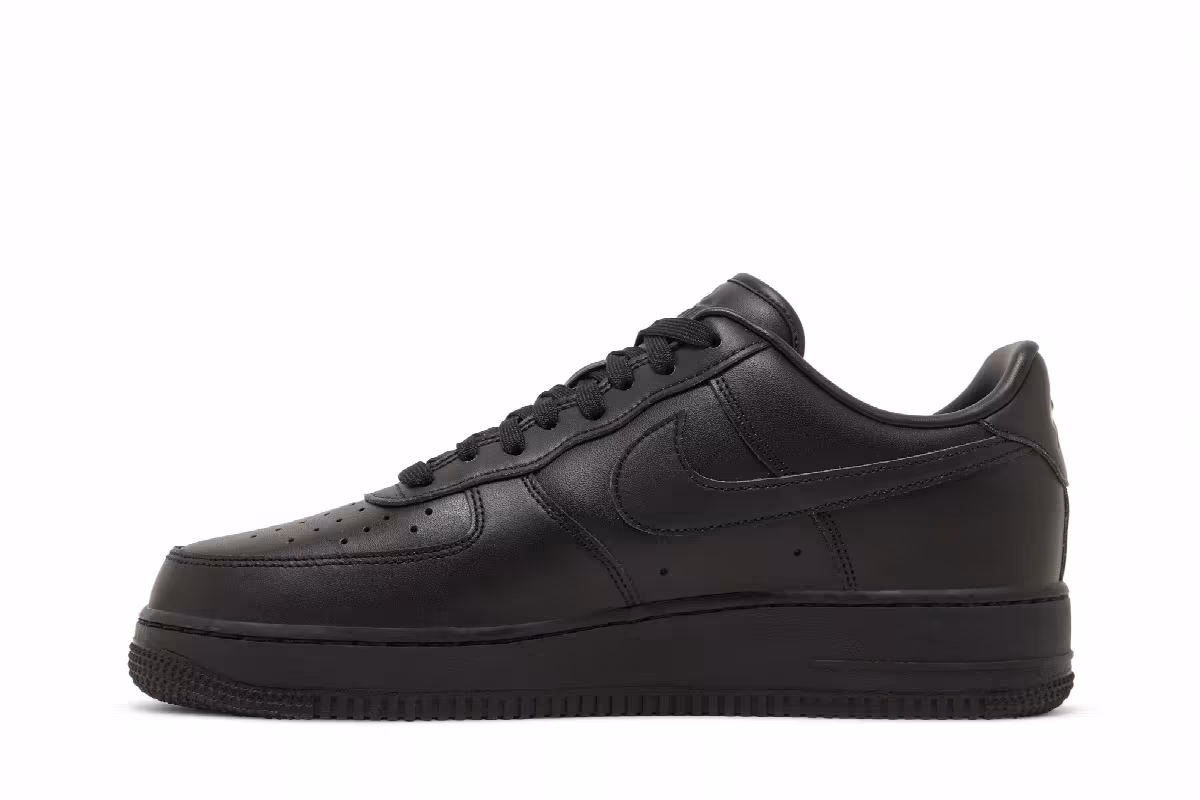 Nike Air Force 1 Fresh - Triple Black, view 4
