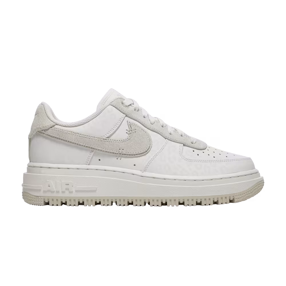 Nike Air Force 1 Luxe Triple White