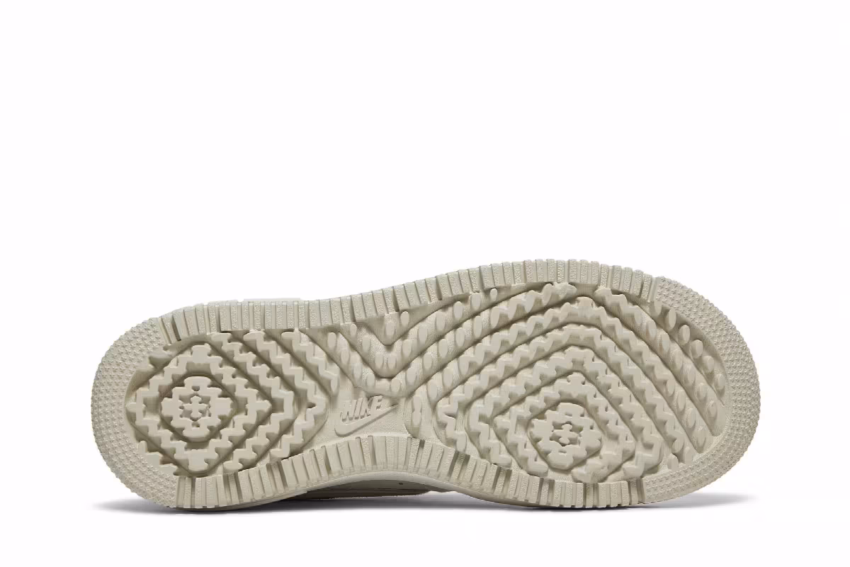 Nike Air Force 1 Luxe Triple White, view 5