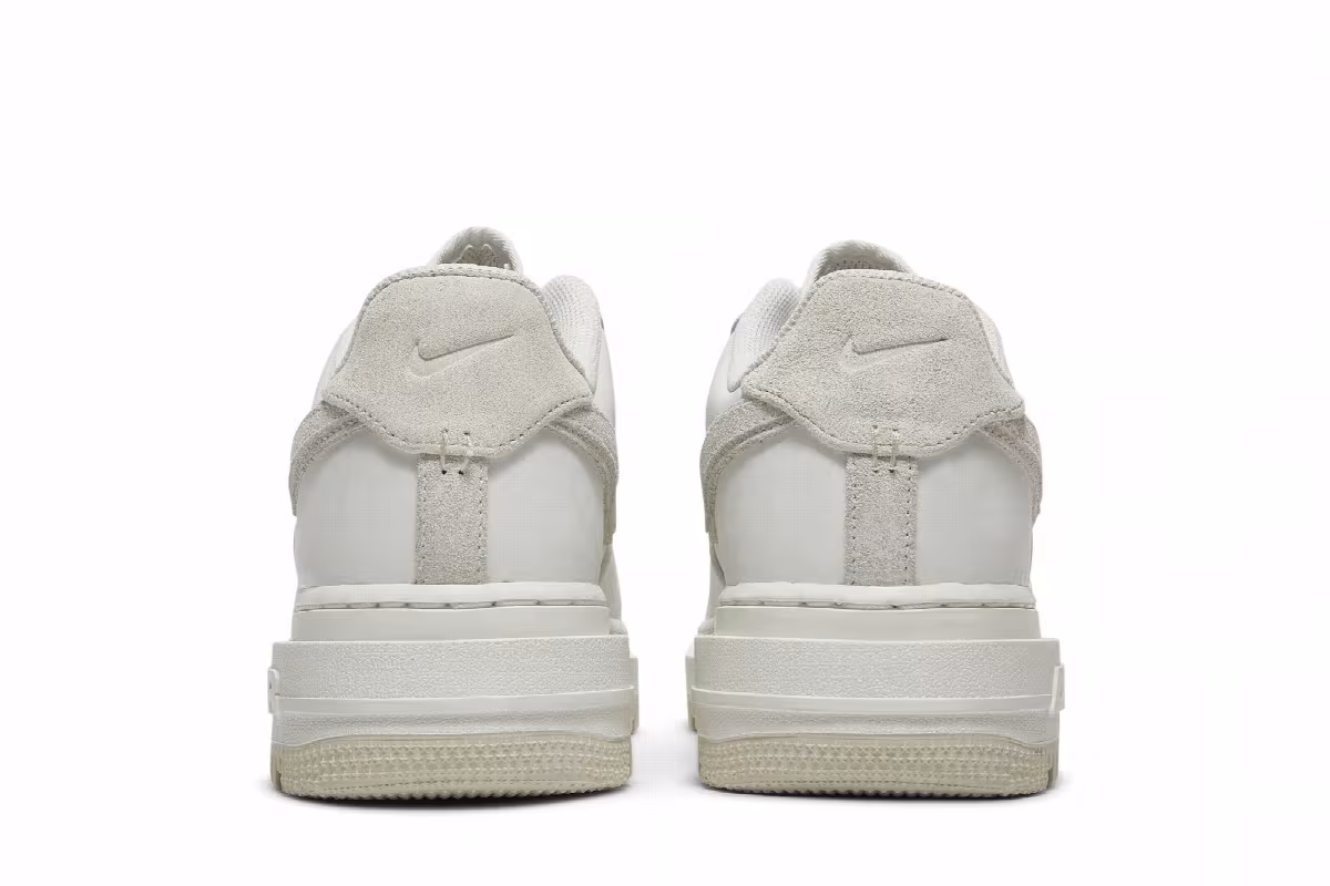 Nike Air Force 1 Luxe Triple White, view 7
