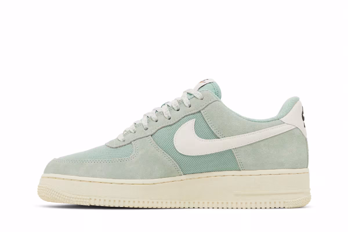 Nike Air Force 1 Certified Fresh - Enamel Green, view 4
