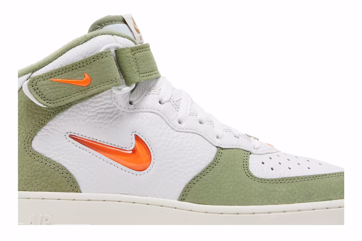 Nike Air Force 1 Mid QS Oil Green Orange, view 3