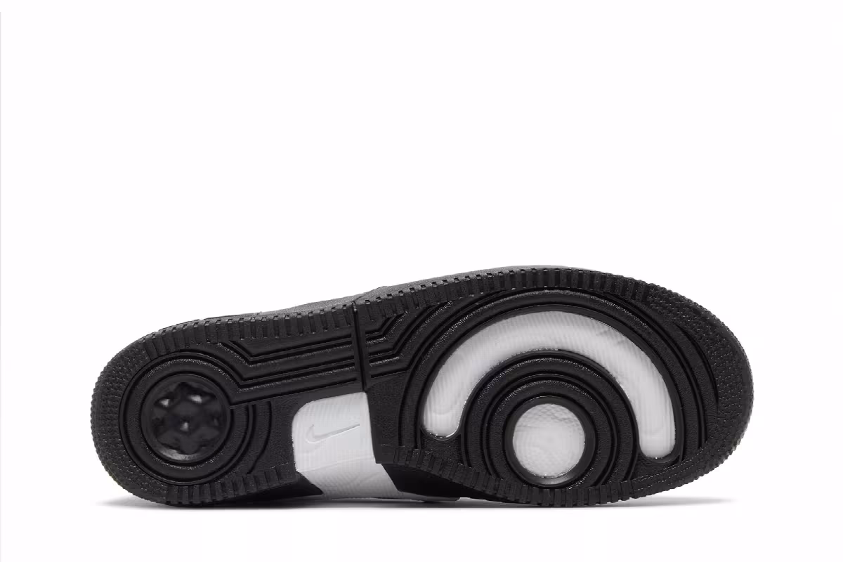 Nike Air Force 1 React Black White, view 5