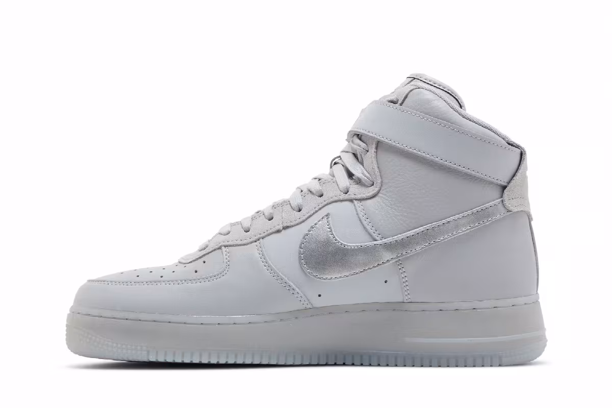 Nike Air Force 1 High Wolf Grey Metallic Silver, view 4