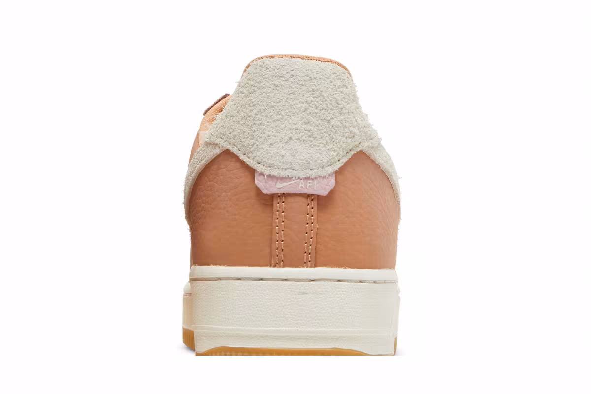 Nike Air Force 1 Light Cognac, view 8