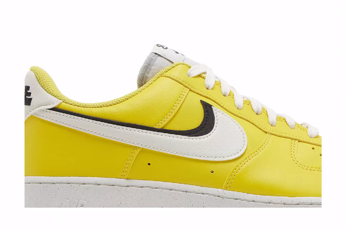 Nike Air Force 1 82 - Tour Yellow, view 3