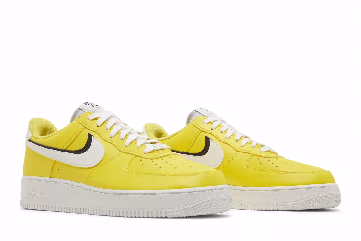 Nike Air Force 1 82 - Tour Yellow, view 9