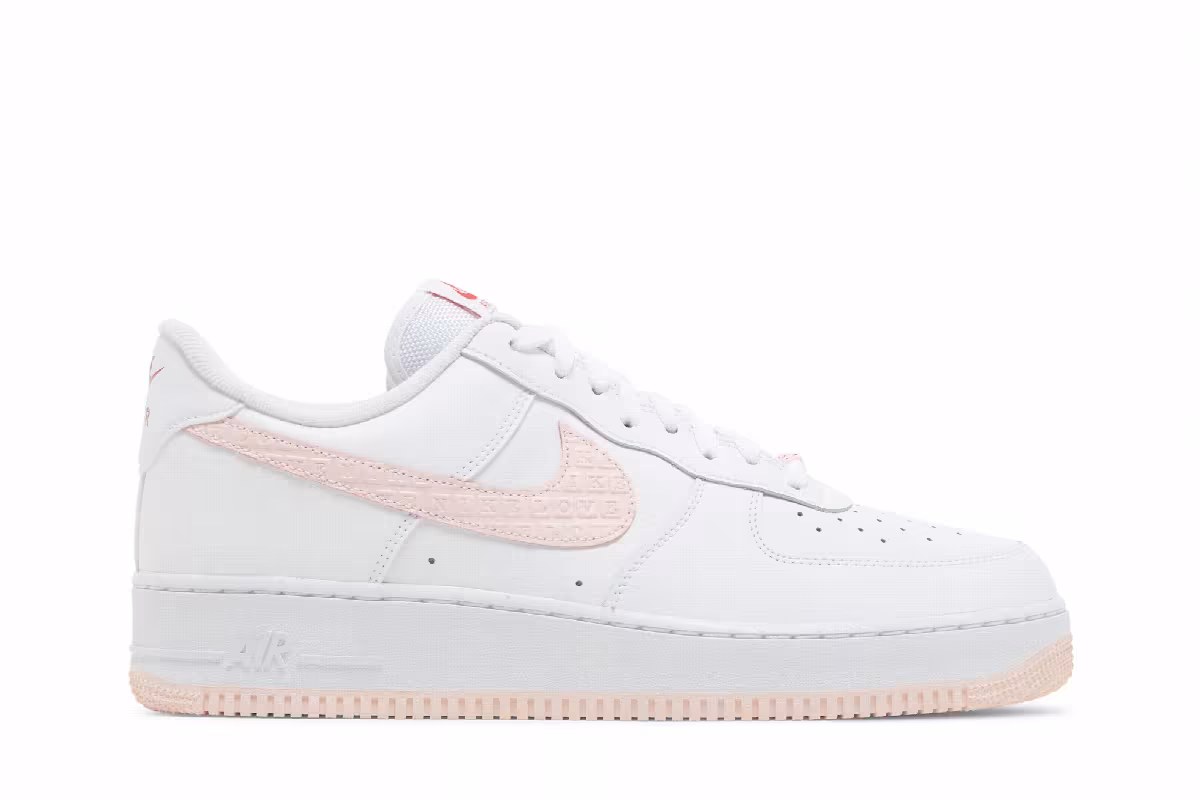 Nike Air Force 1 Valentine's Day 2022, view 2