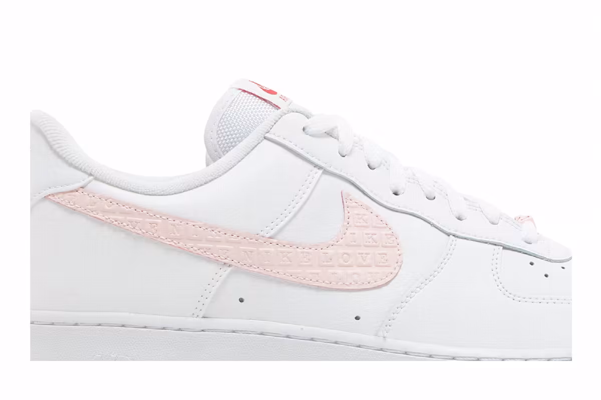 Nike Air Force 1 Valentine's Day 2022, view 3