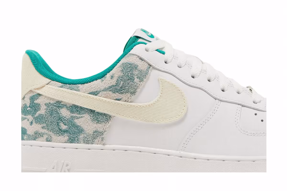 Nike Air Force 1 Neptune Green Camo, view 3