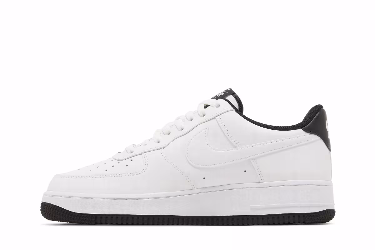 Nike Air Force 1 White Black, view 4