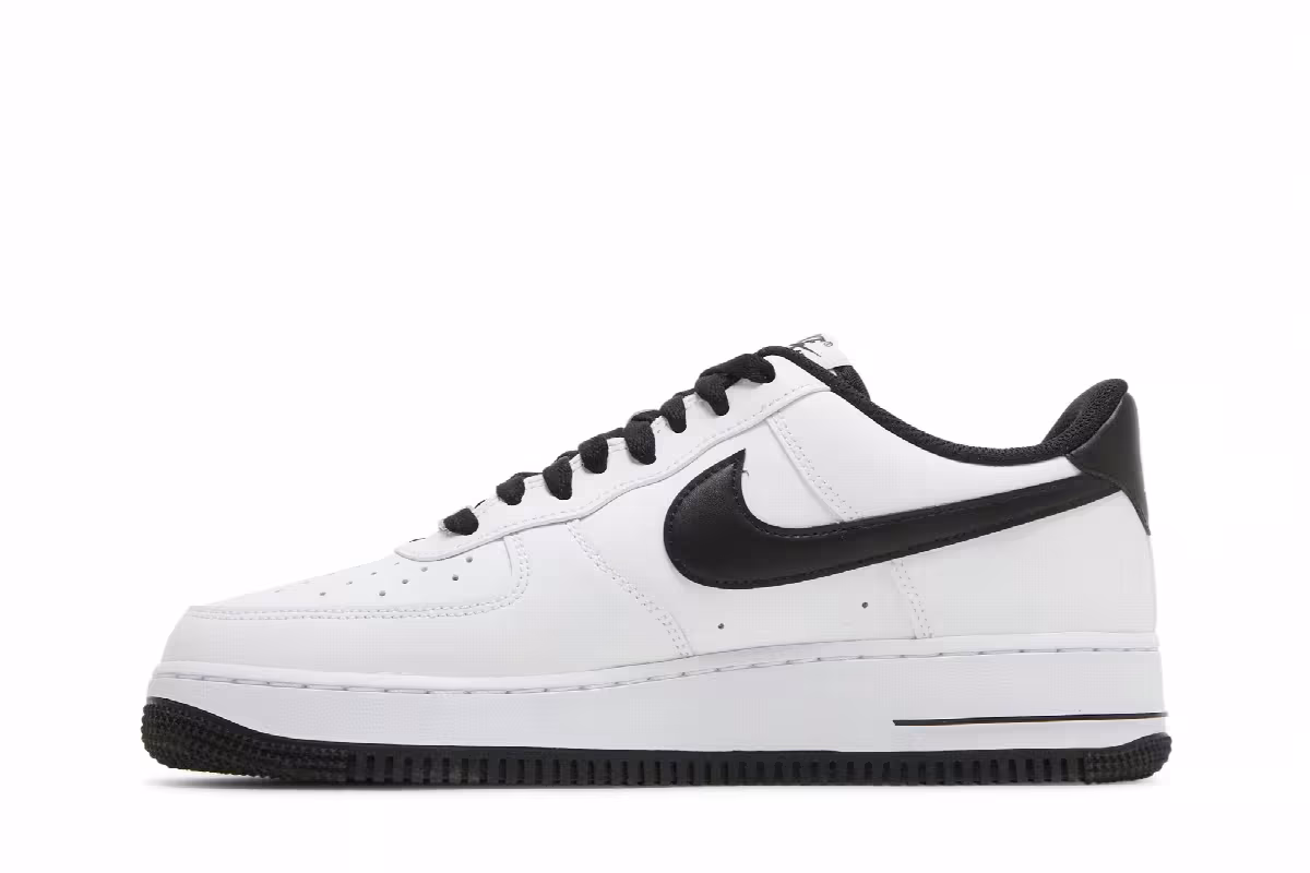 Nike Air Force 1 Low White Black, view 4