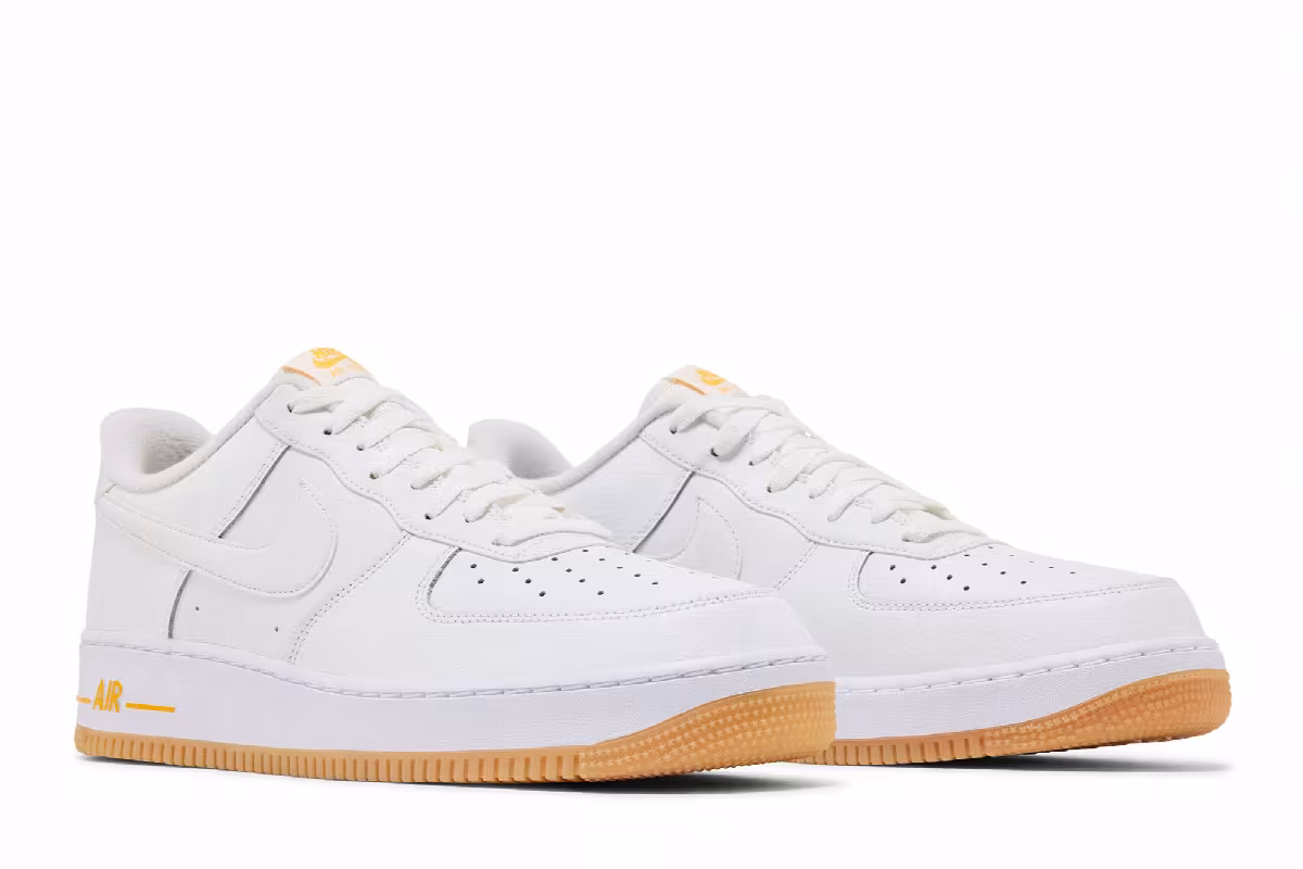 Nike Air Force 1 White University Gold Gum, view 9