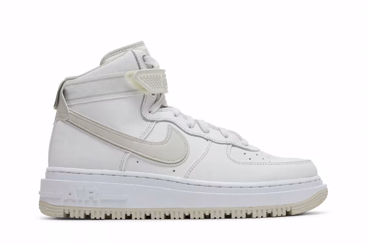 Nike Air Force 1 High Summit White Light Bone, view 2