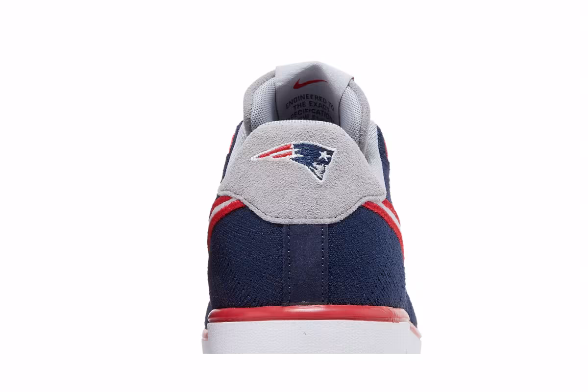 Robert Kraft x Nike Air Force 1 Ultra Flyknit Low New England Patriots 2022, view 8