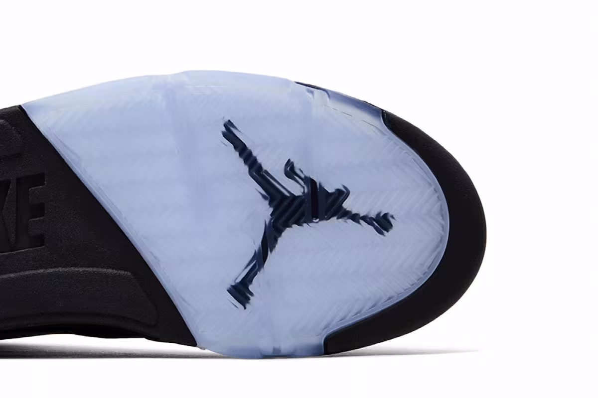 Air Jordan 5 OG Black Metallic Reimagined, view 6