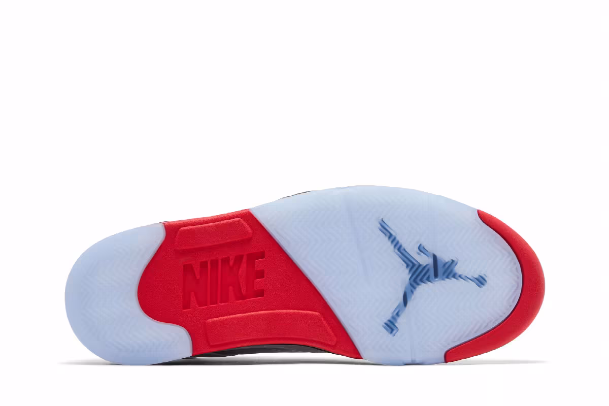 Air Jordan 5 Fire Red 2025, view 5