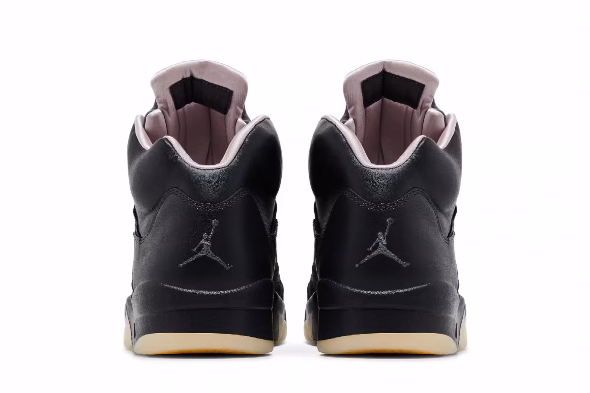 Paris Saint-Germain x Air Jordan 5 Off Noir, view 7