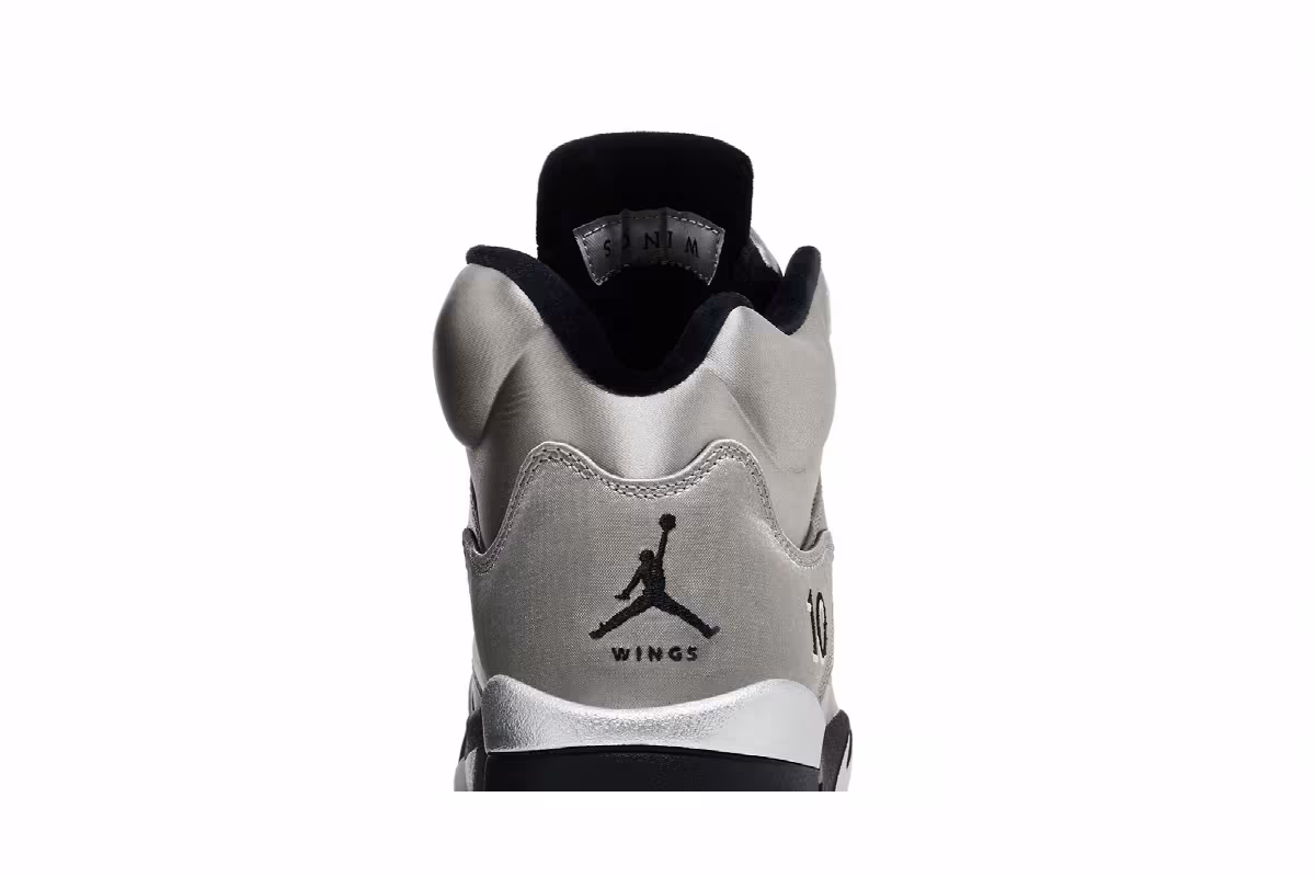 Women's Air Jordan 5 Wings, view 8