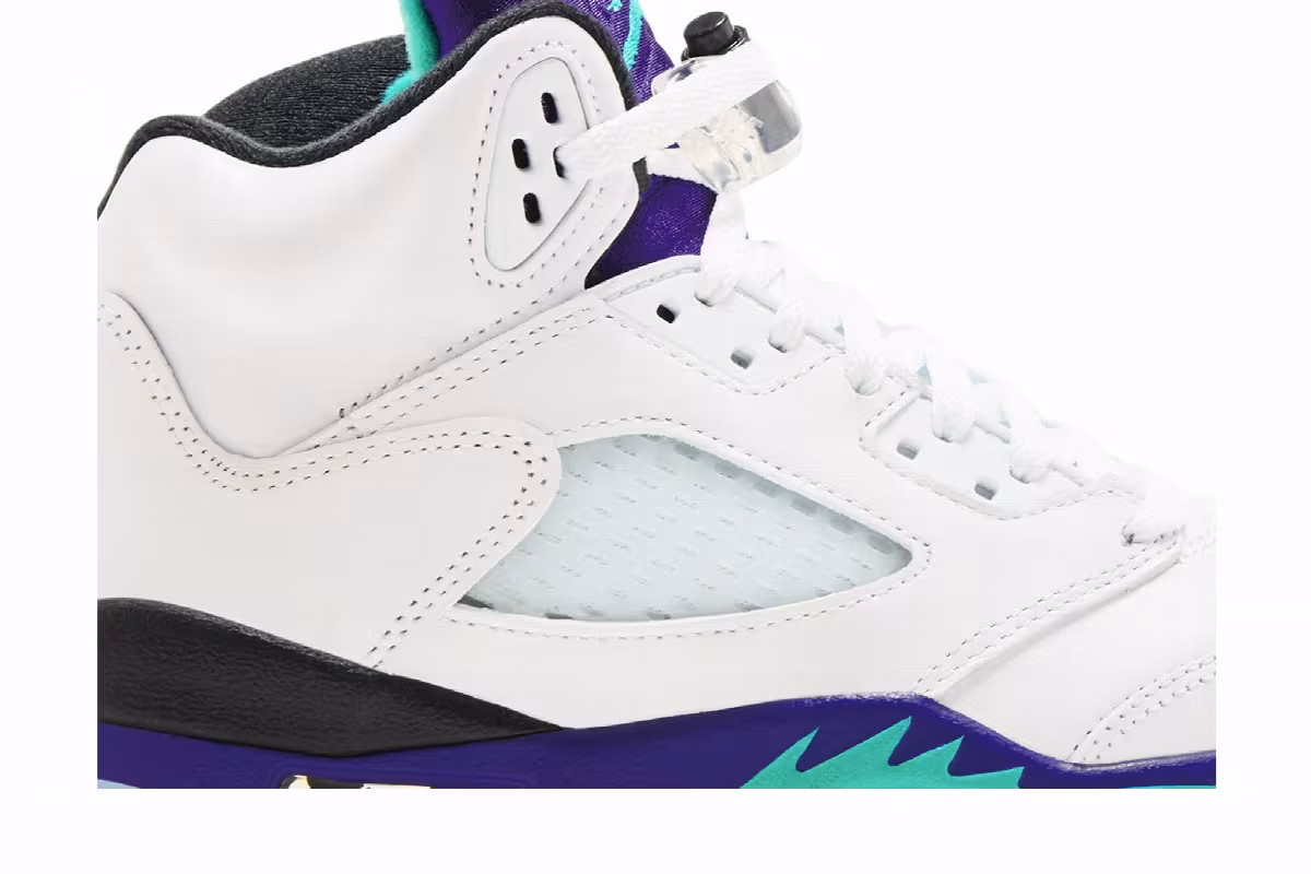 Air Jordan 5 GS Grape 2025, view 3