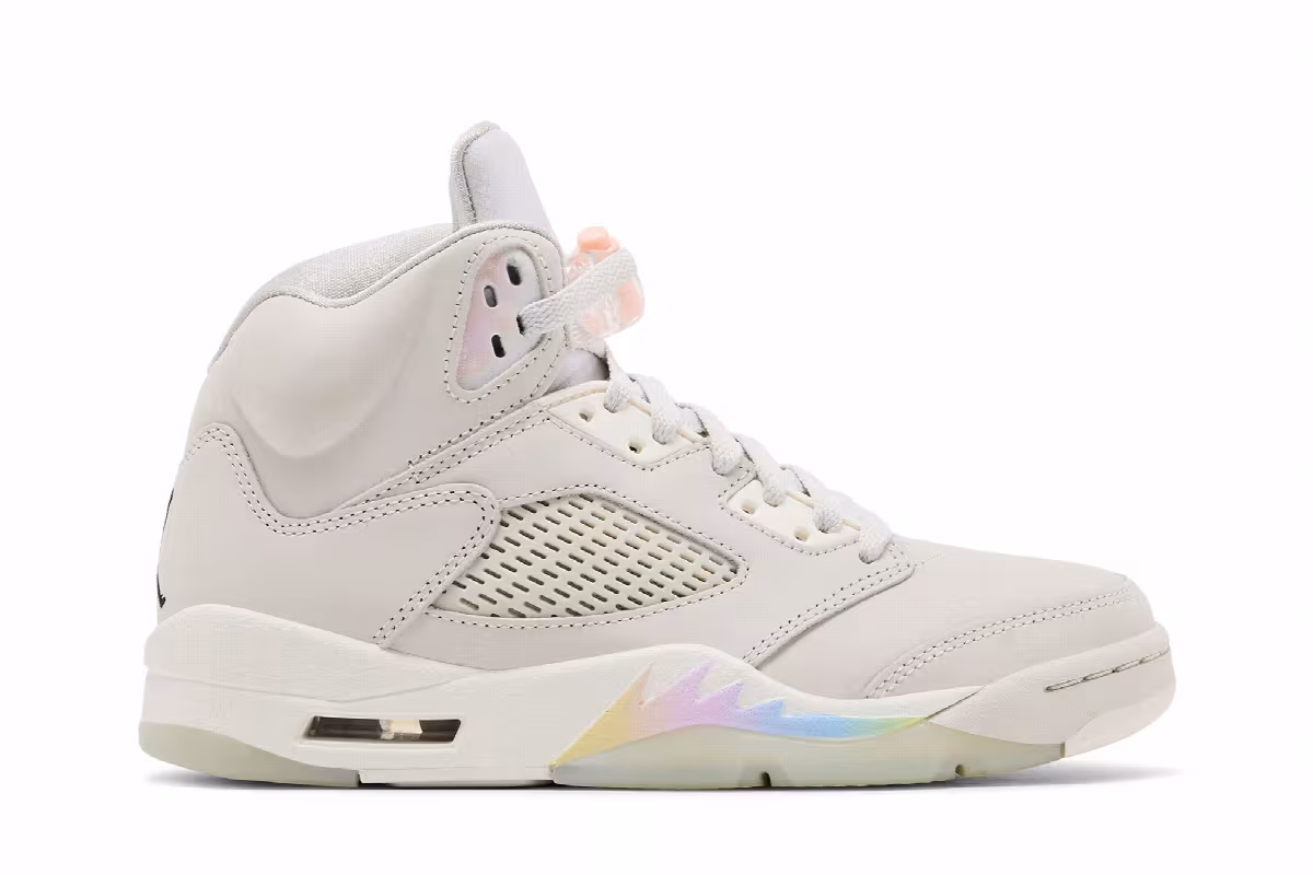 Women's Air Jordan 5 Year of the Snake, view 2