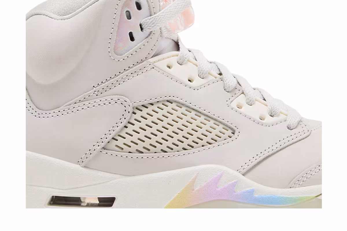 Women's Air Jordan 5 Year of the Snake, view 3