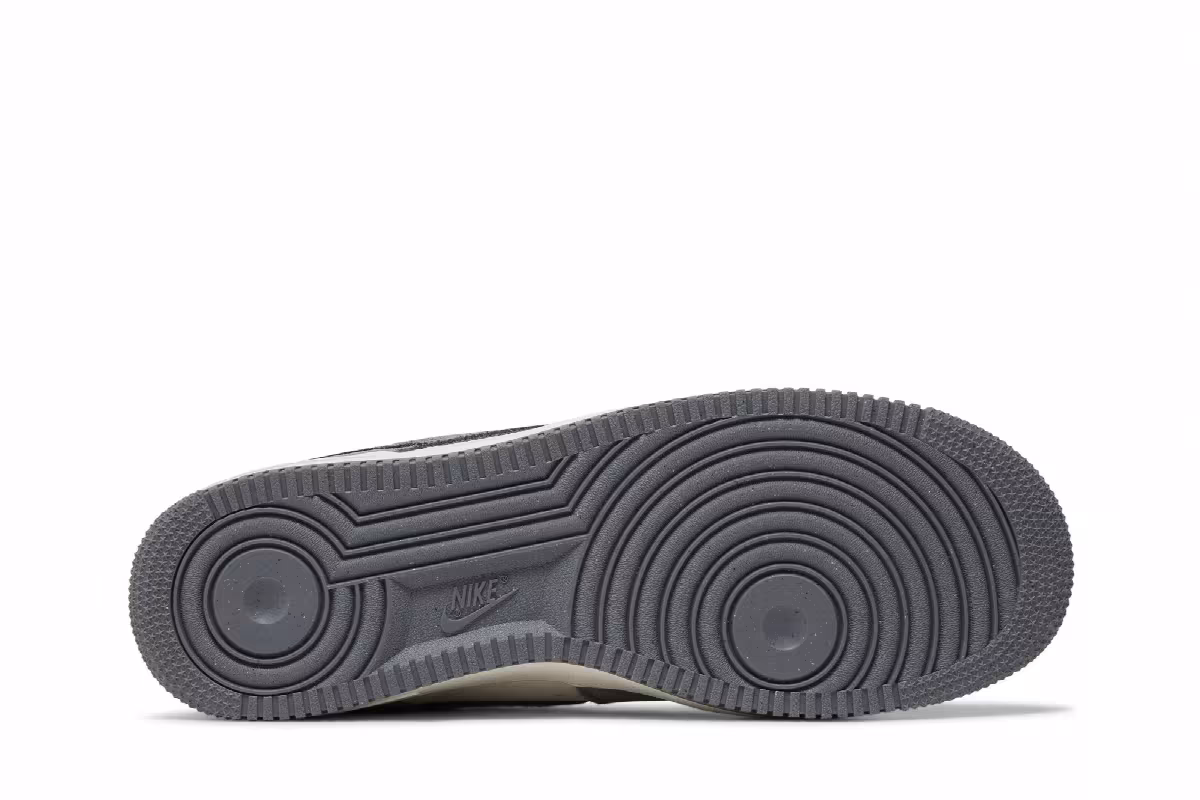 Nike Air Force 1 Low By You, view 5