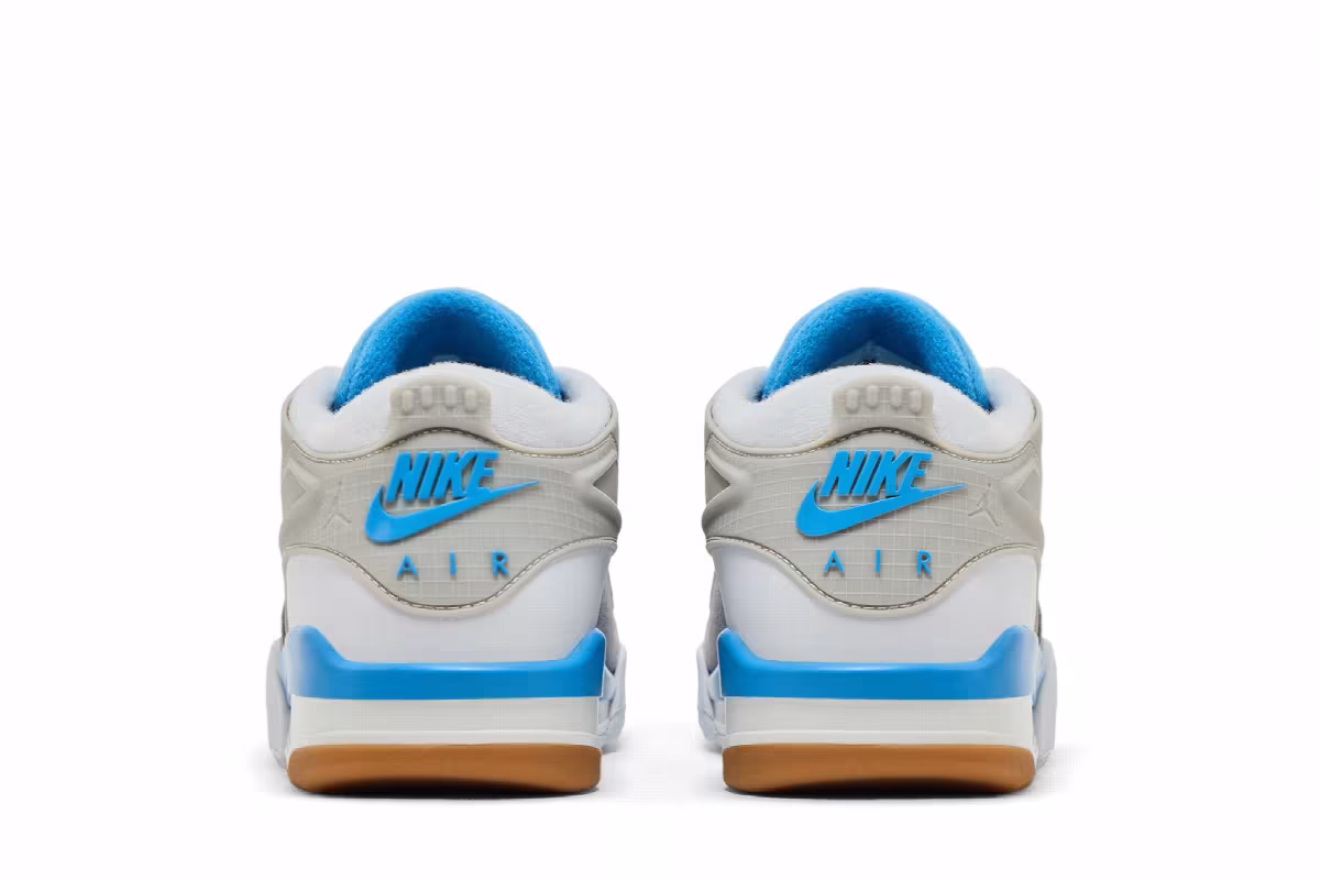 Air Jordan 4 RM University Blue, view 7