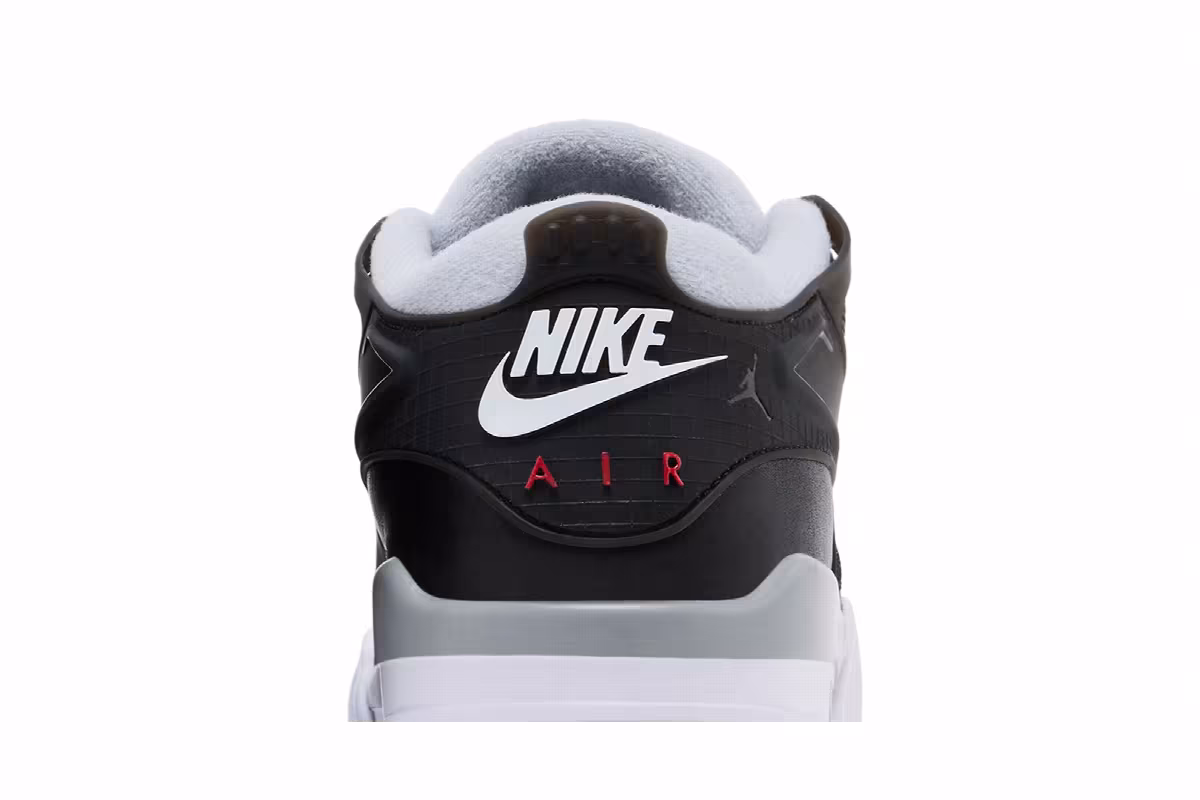 Air Jordan 4 RM GS Black Metallic, view 8