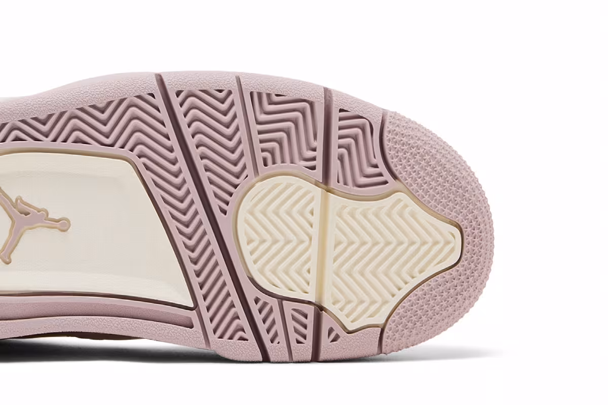 Women's Air Jordan 4 RM Pale Ivory, view 6