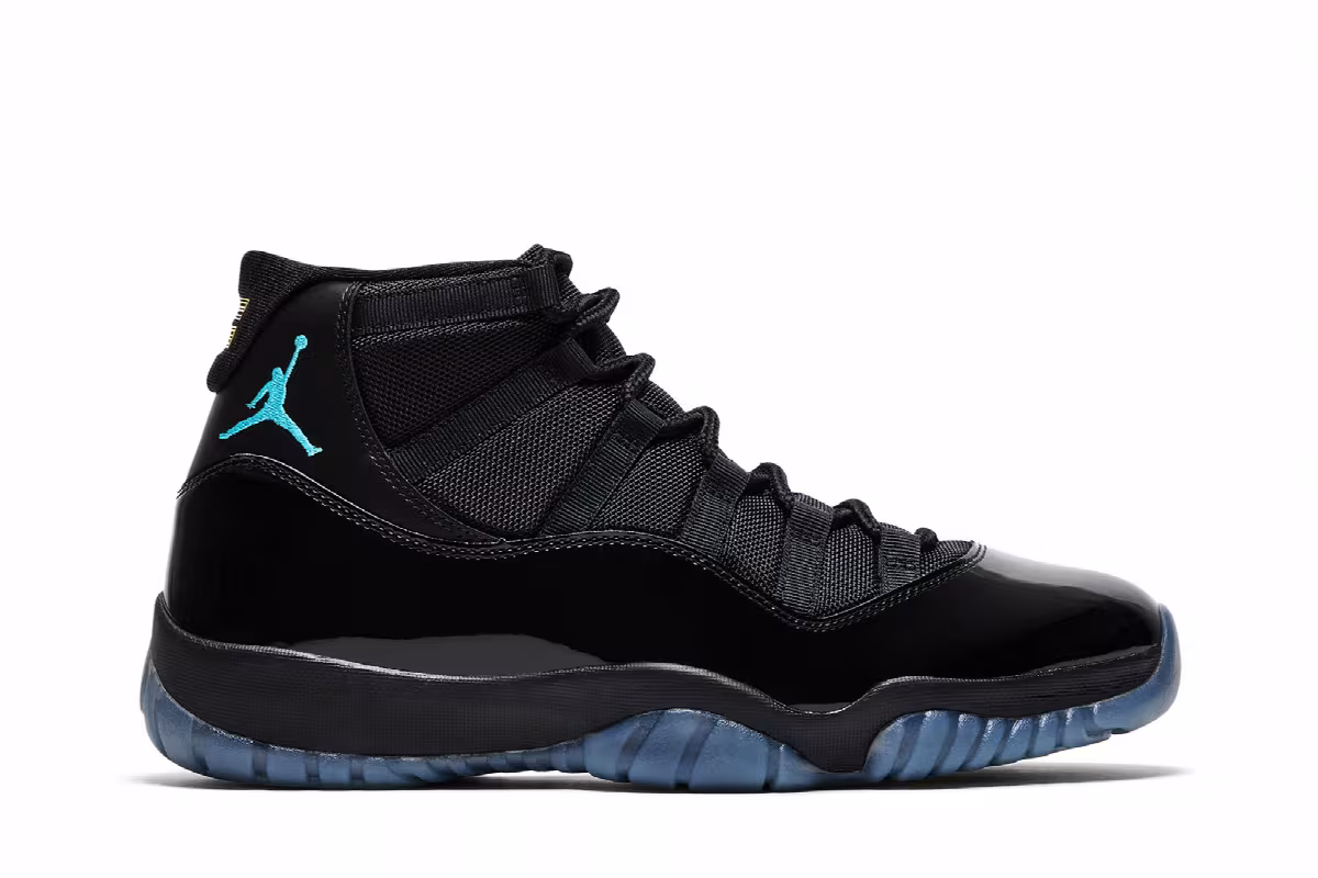 Air Jordan 11 Gamma Blue 2025, view 2