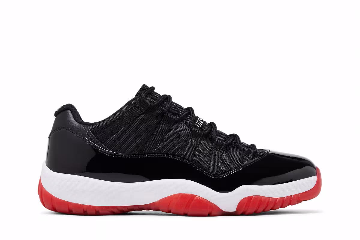 Air Jordan 11 Low Bred 2025, view 2