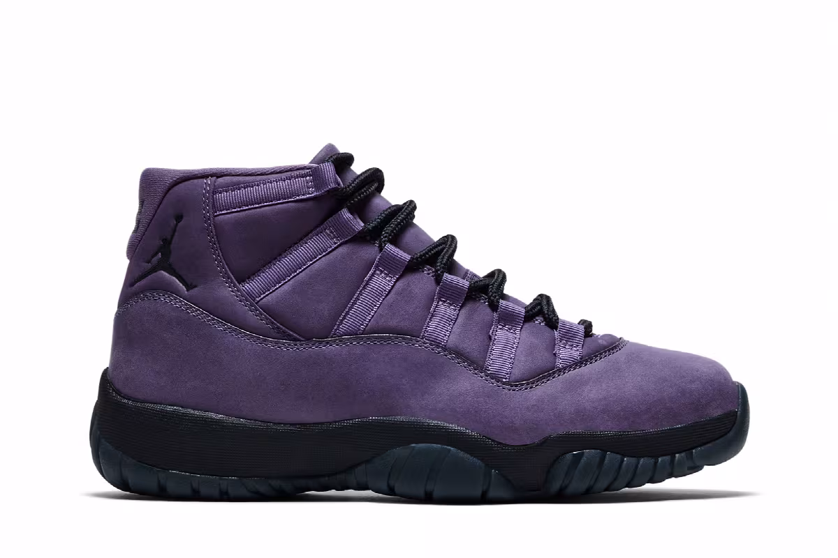 Air Jordan 11 Mojave, view 2