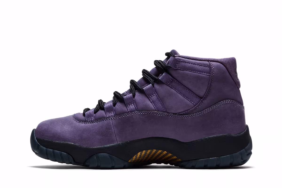 Air Jordan 11 Mojave, view 4