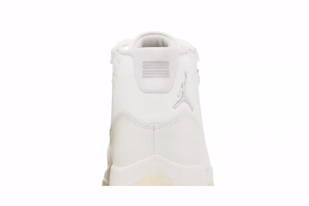 Women's Air Jordan 11 Grand Finale, view 8