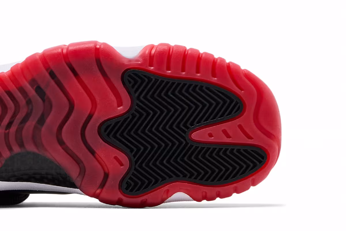 Air Jordan 11 Low GS Bred 2025, view 6