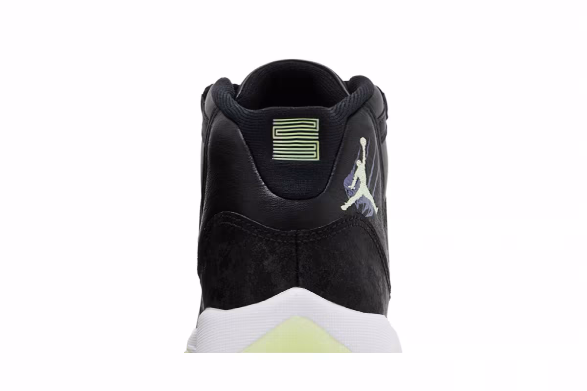 Air Jordan 11 GS Inner Beast, view 8