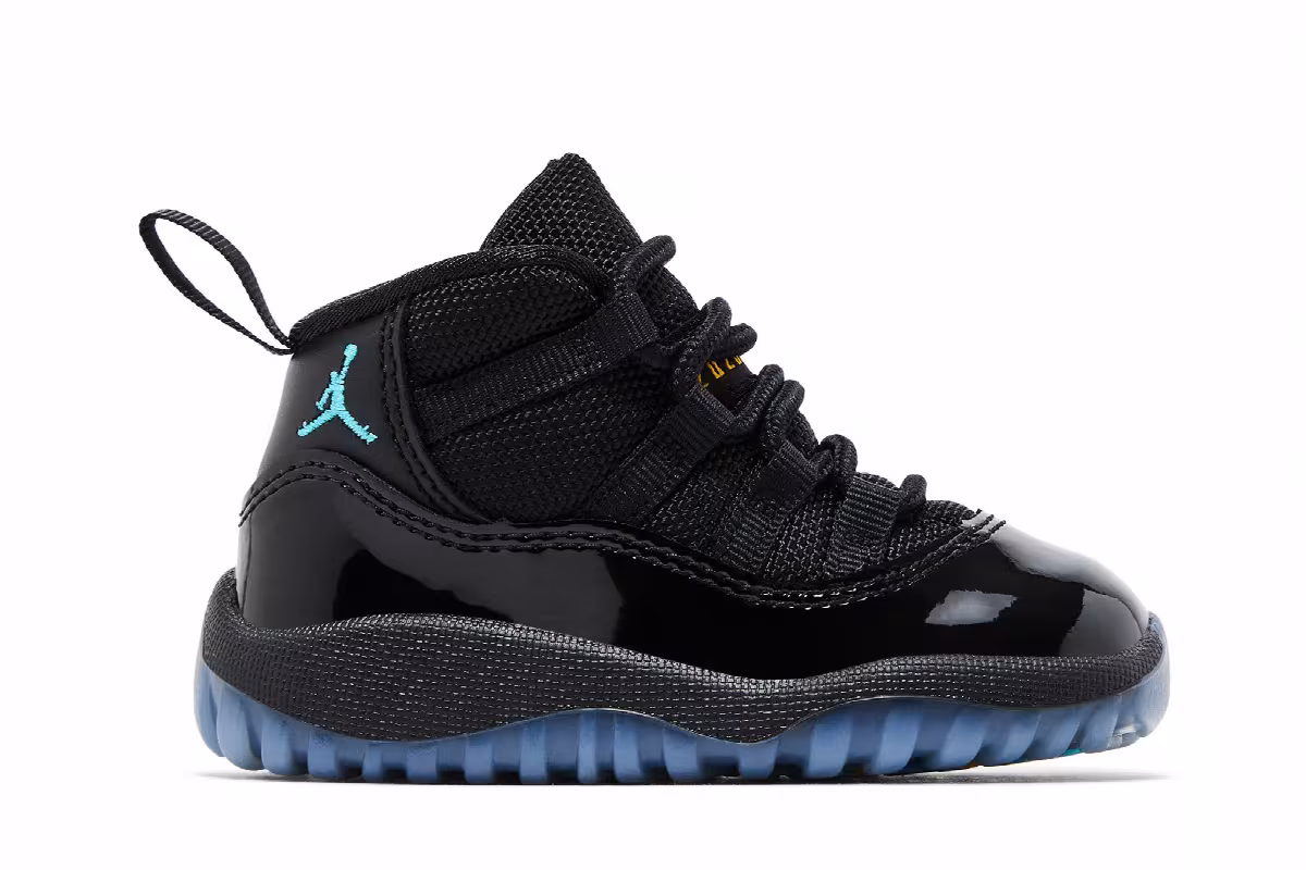 Air Jordan 11 TD Gamma Blue 2025, view 2