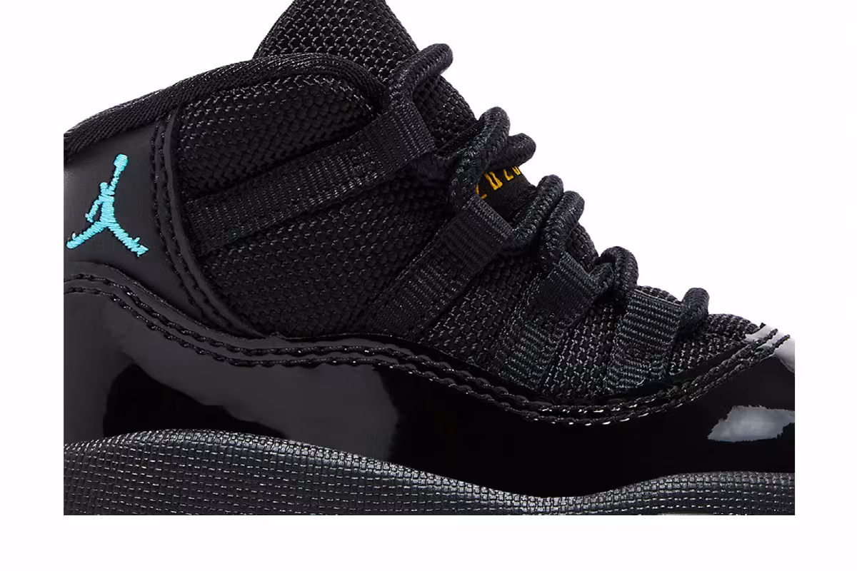 Air Jordan 11 TD Gamma Blue 2025, view 3