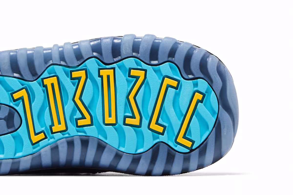 Air Jordan 11 TD Gamma Blue 2025, view 6