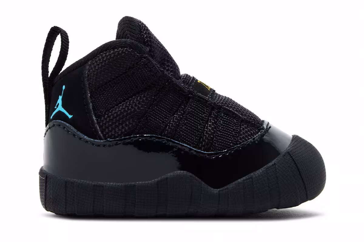 Air Jordan 11 Crib Bootie Gamma Blue, view 2