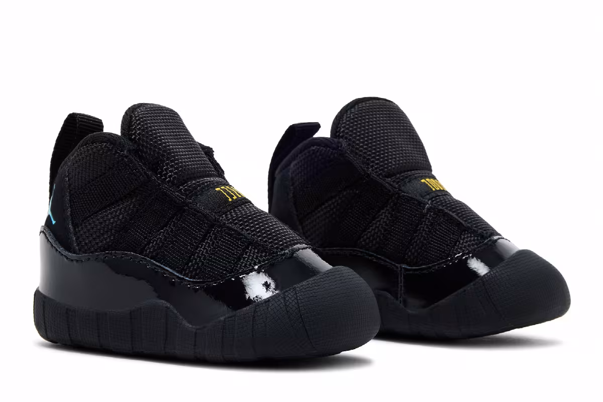Air Jordan 11 Crib Bootie Gamma Blue, view 9