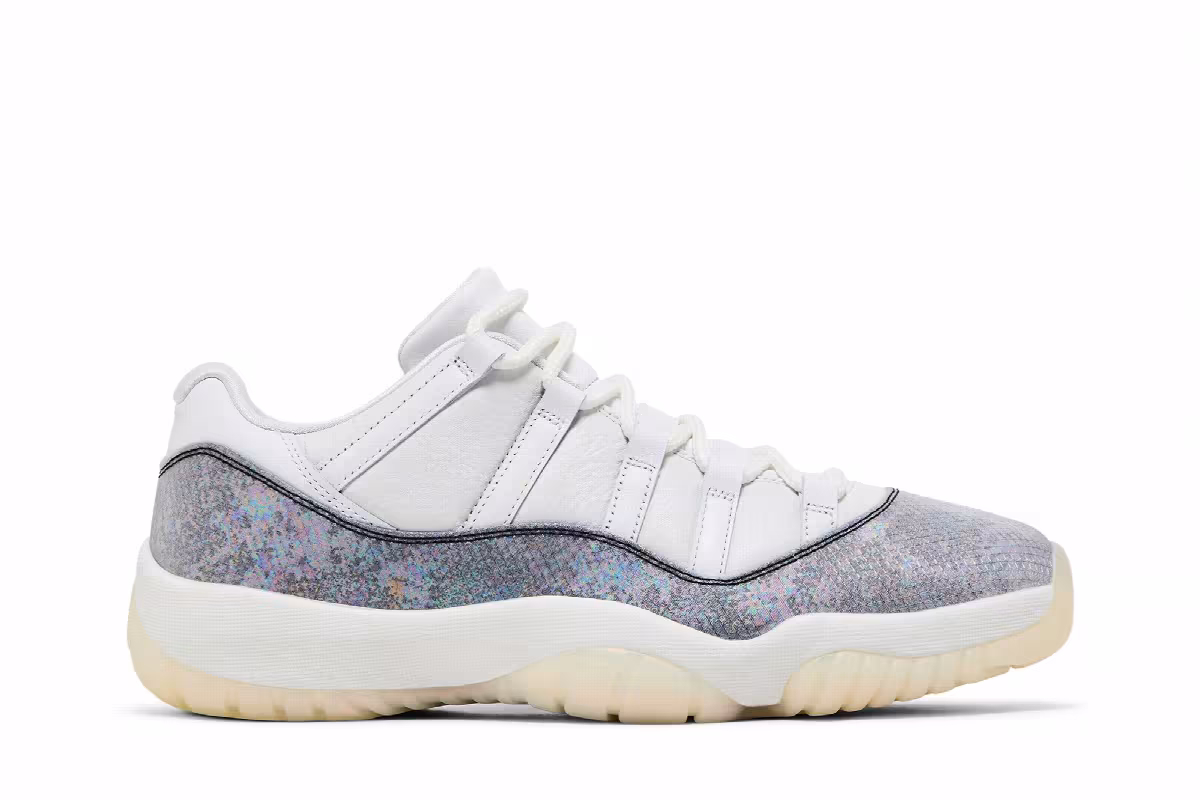 Air Jordan 11 Low Year of the Snake, view 2