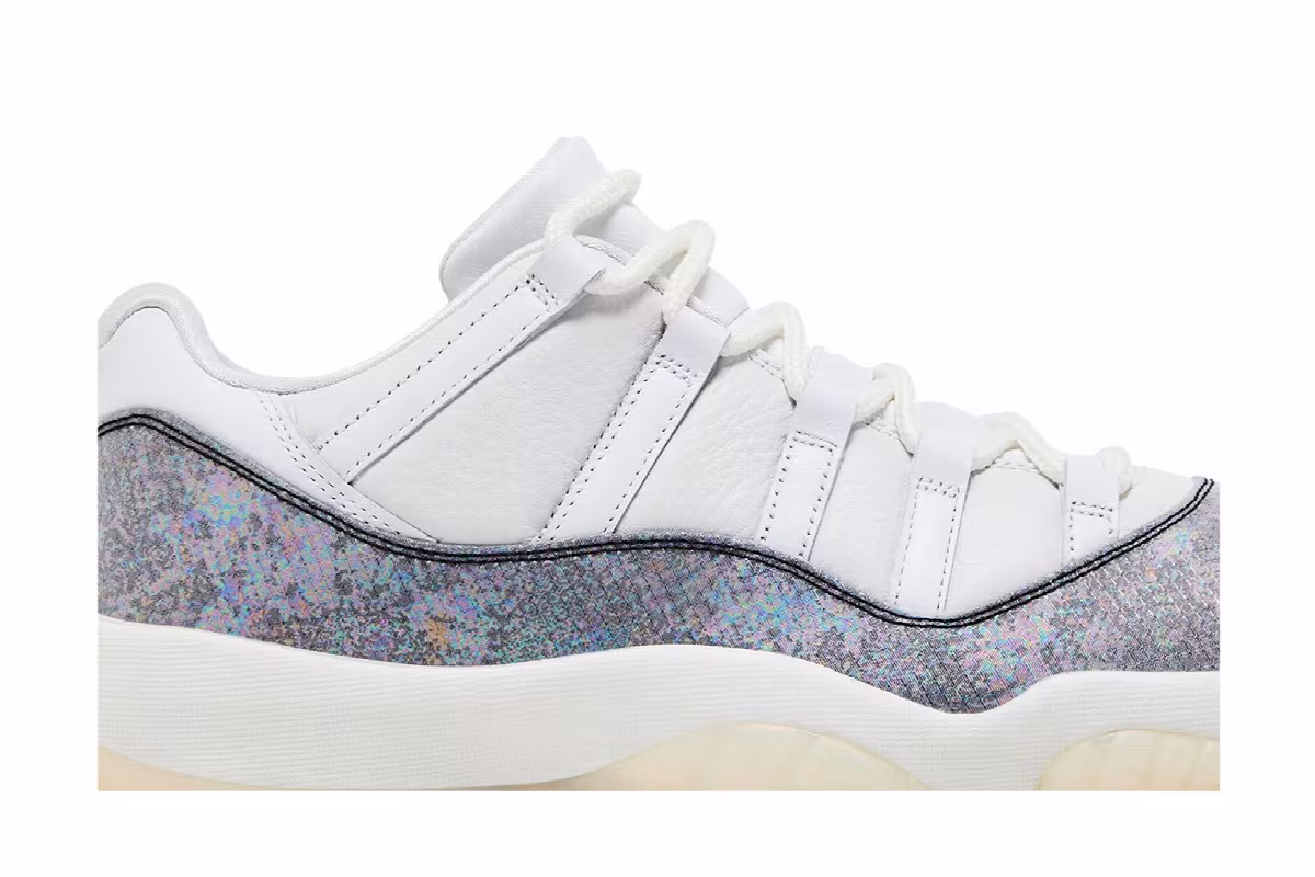 Air Jordan 11 Low Year of the Snake, view 3