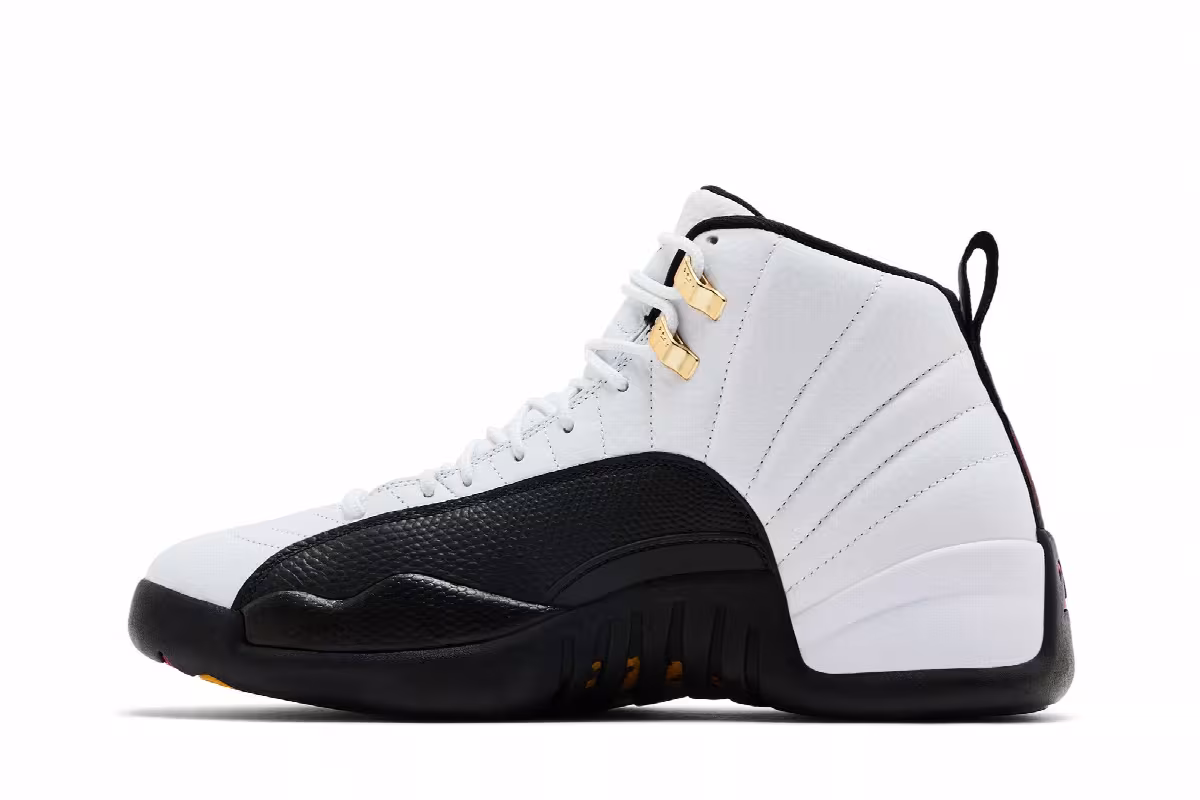 Air Jordan 12 Taxi 2025, view 4