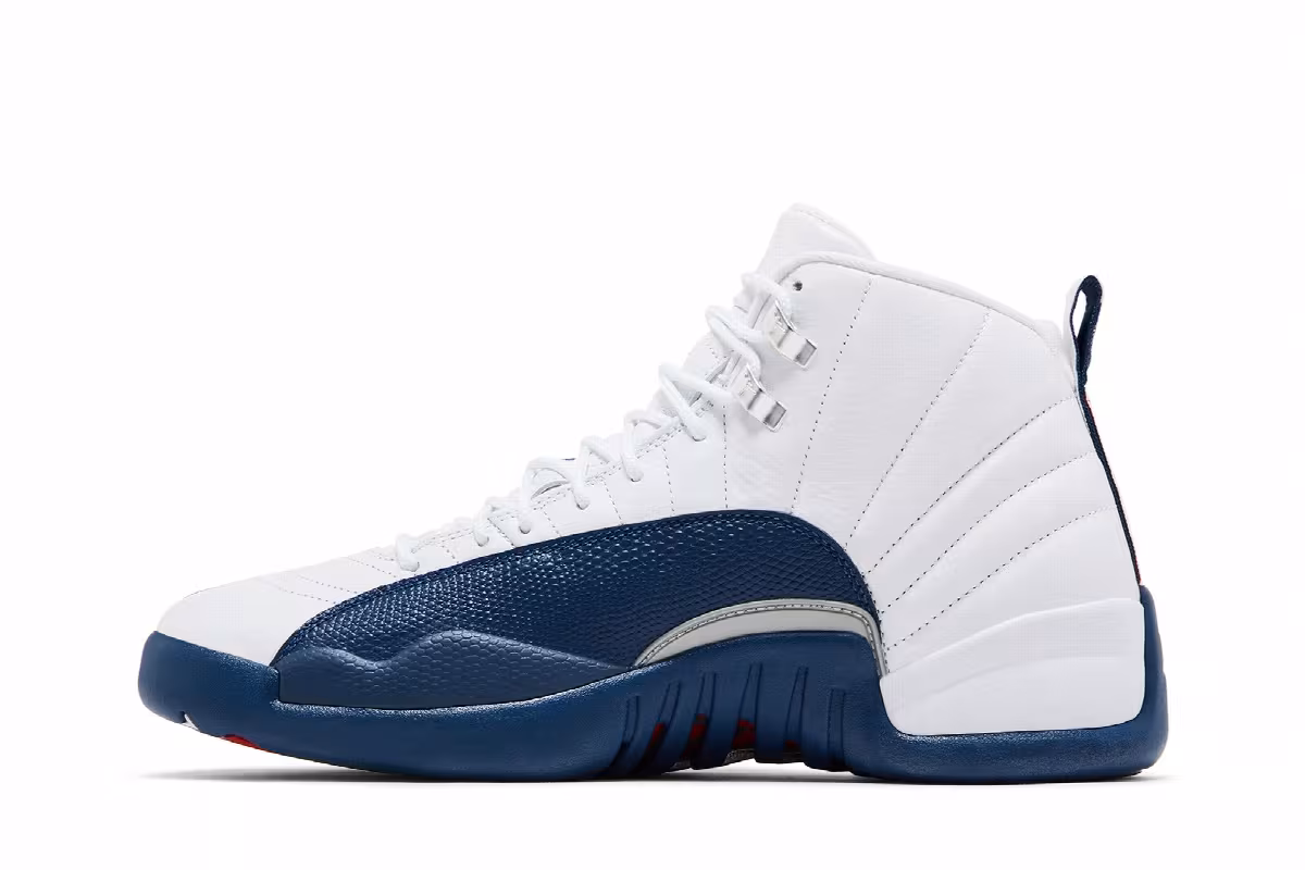 Air Jordan 12 French Blue 2025, view 4